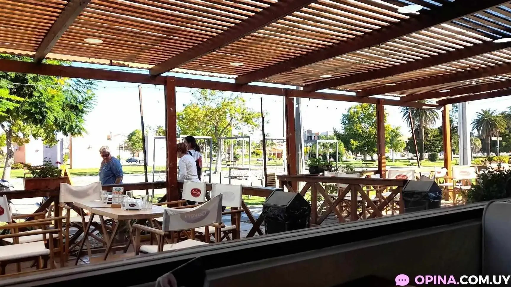 cavani sucursal rambla 1