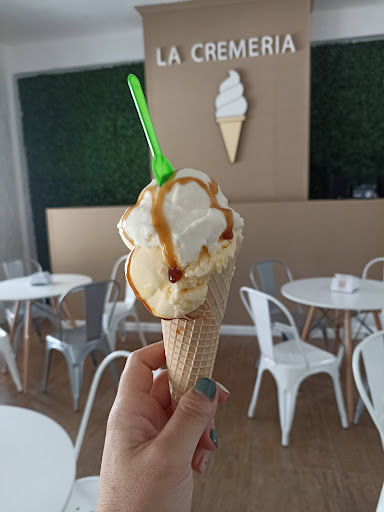 La Cremeria, abierto