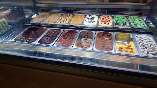 Heladería La Nueva Roma Malvin