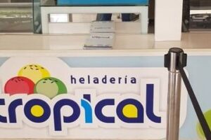 Heladería Tropical